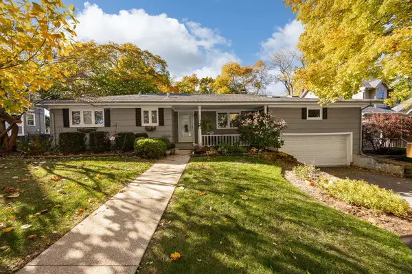 5252 Fairmount Avenue, Downers Grove, IL 60515