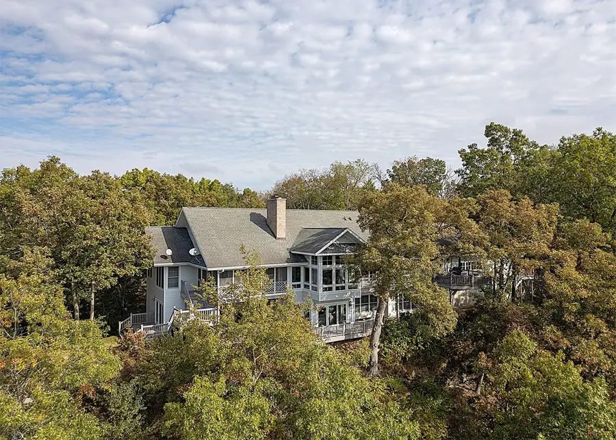 1024 White Pine Drive, Dixon, IL 61021 - Image #3