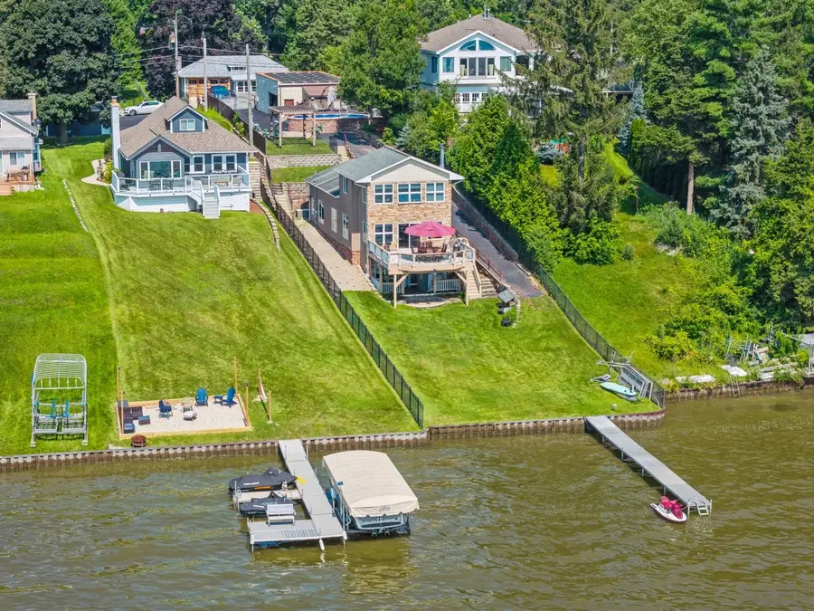 Address Withheld By Seller, Antioch, IL 60002 - #2