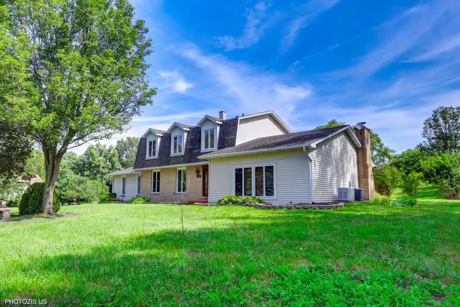 13245 Silver Fox Drive, Lemont, IL 60439 - Image #2