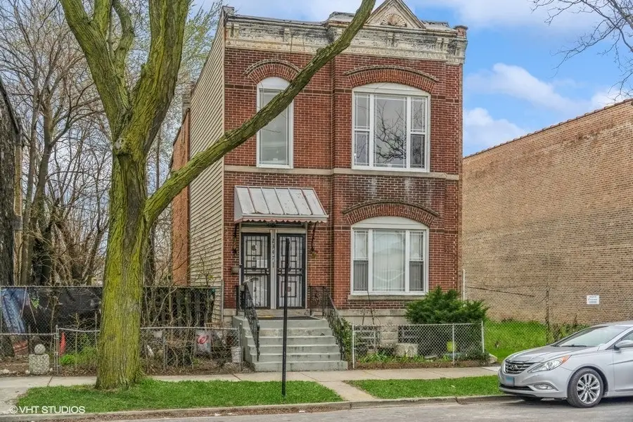 2347 W Maypole Avenue, Chicago, IL 60612 - Image #1