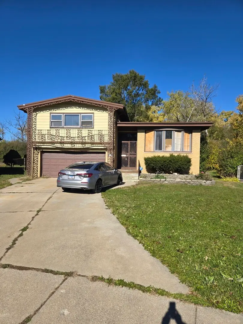 111 E 144th Court, Harvey, IL 60426 - Image #1