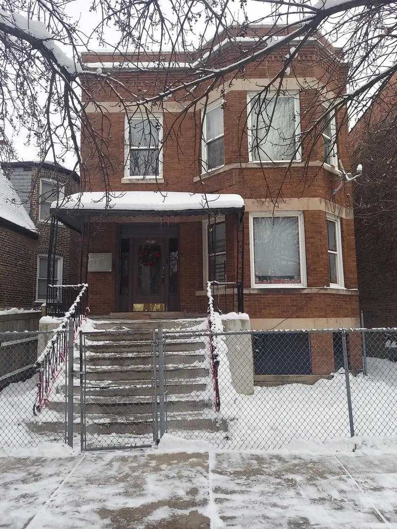 6221 S Campbell Avenue, Chicago, IL 60629 - Image #1
