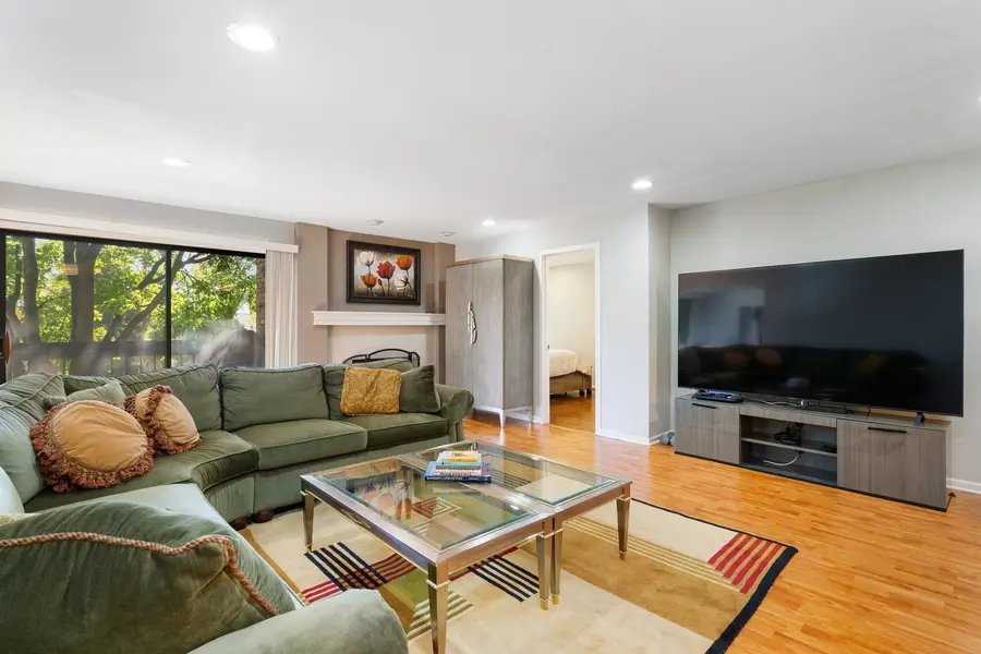 3810 S Mission Hills Road #204, Northbrook, IL 60062 - Image #3