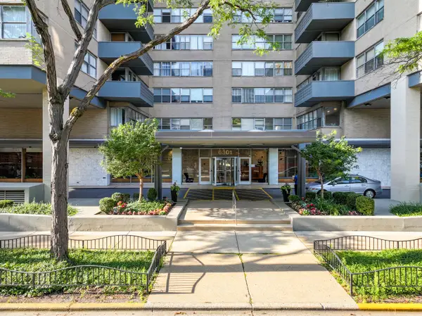 6301 N Sheridan Road #11R, Chicago, IL 60660