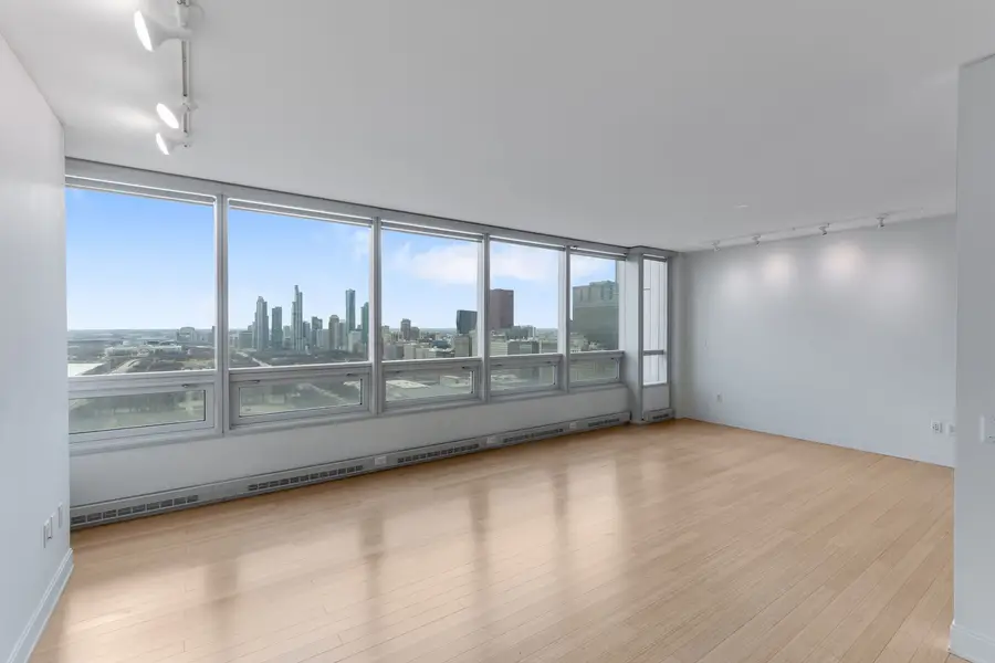 340 E Randolph Street #2905, Chicago, IL 60601 - Image #3