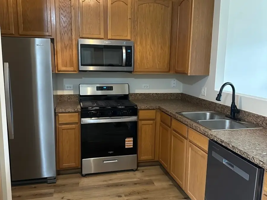 990 Celebration Drive, Aurora, IL 60504 - Image #3