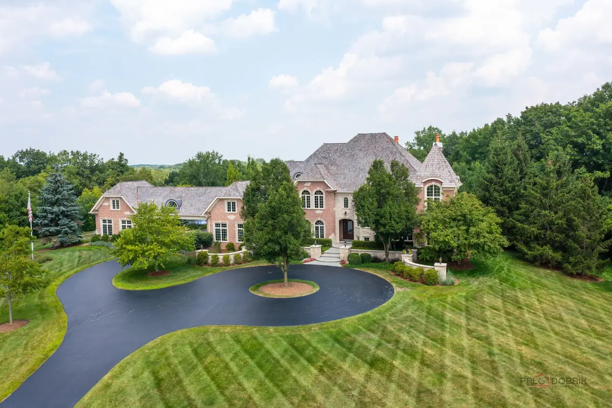 5 Jennifer Court, Barrington, IL 60010 - #1