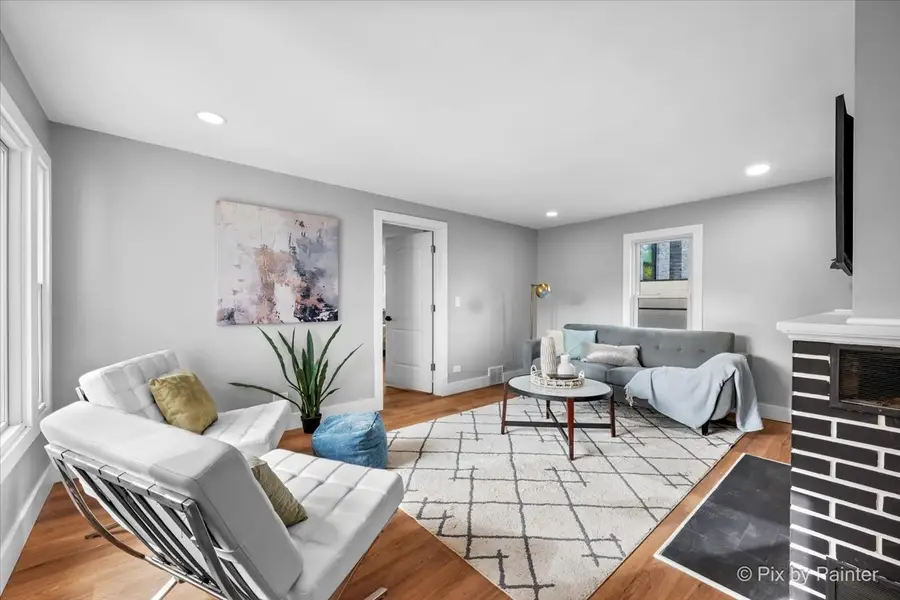 481 Edward Court, Des Plaines, IL 60016 - Image #2