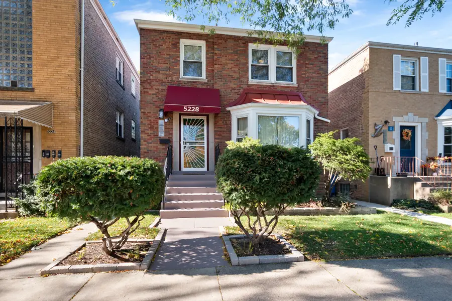 5228 N Virginia Avenue, Chicago, IL 60625 - Image #2