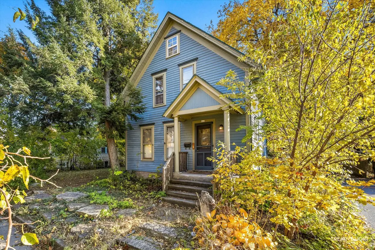 315 Congdon Avenue, Elgin, IL 60120 - Image #1