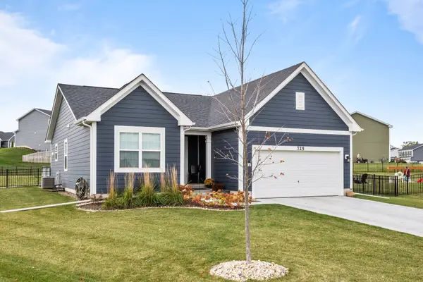 725 Cloverleaf Drive, Marengo, IL 60152