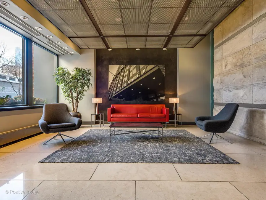 600 N Kingsbury Street #309, Chicago, IL 60654 - Image #2