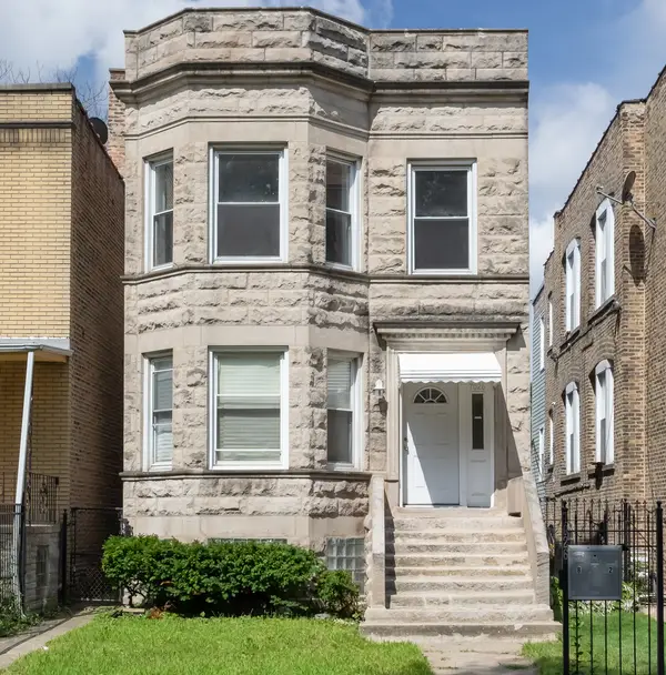 Address Withheld By Seller, Chicago, IL 60637