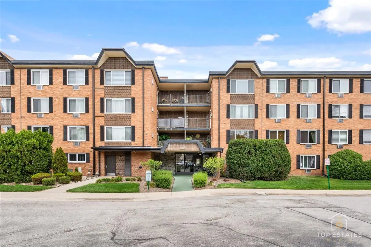 1227 S Old Wilke Road #201, Arlington Heights, IL 60005 - #1