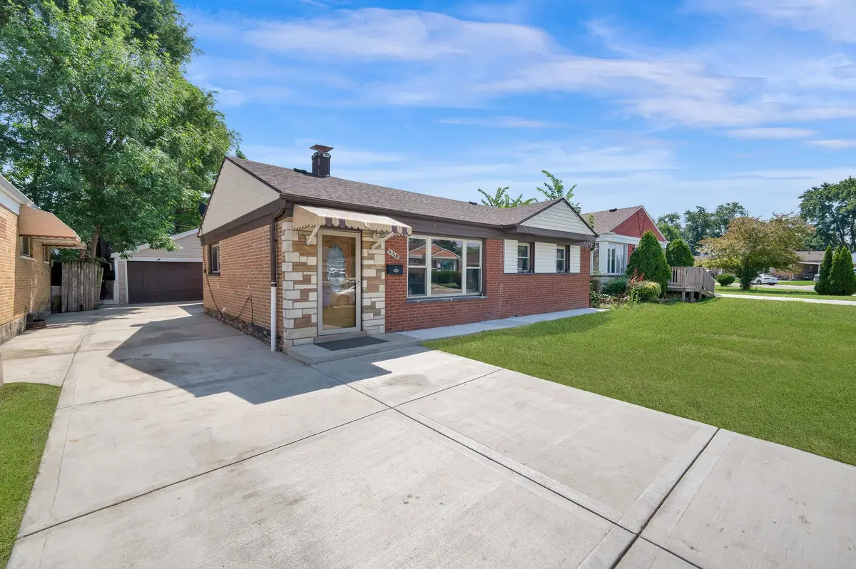 8053 S Kenton Avenue, Chicago, IL 60652 - Image #1