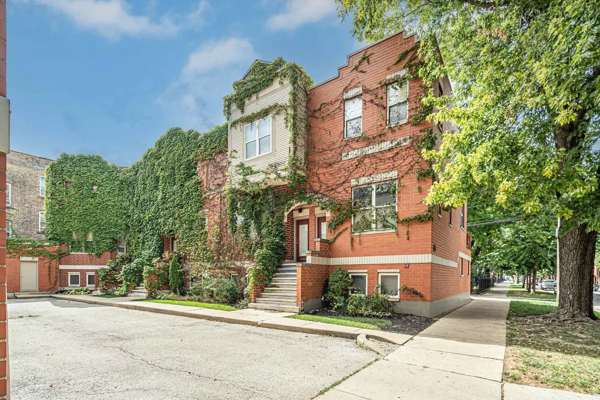 3811 W School Street #C, Chicago, IL 60618 - Image #1