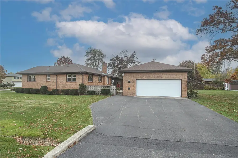 1420 Indian Hill Drive, Schaumburg, IL 60193 - Image #2