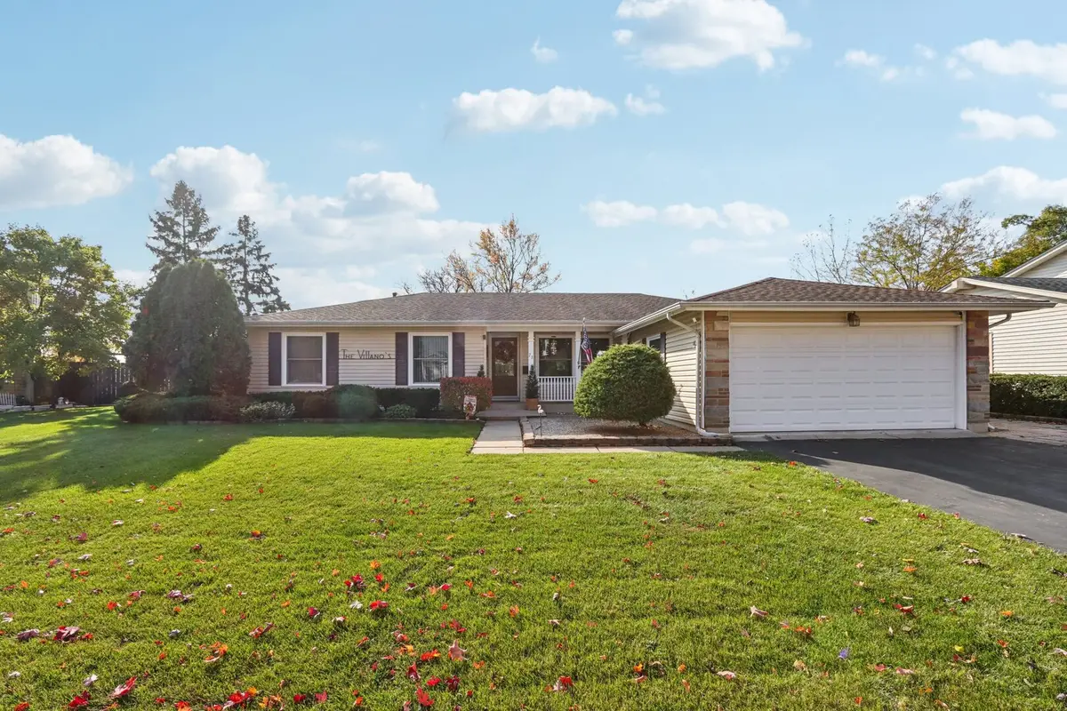 73 Hastings Avenue, Elk Grove Village, IL 60007 - #1
