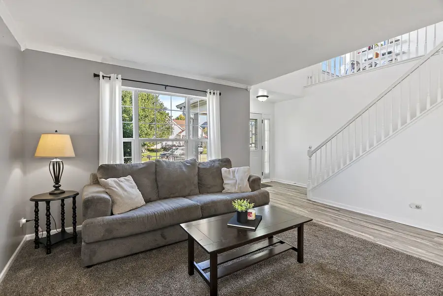 25 Kingsport Court, South Elgin, IL 60177 - Image #3