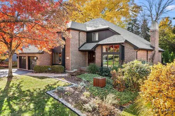 7612 Ridgewood Lane, Burr Ridge, IL 60527