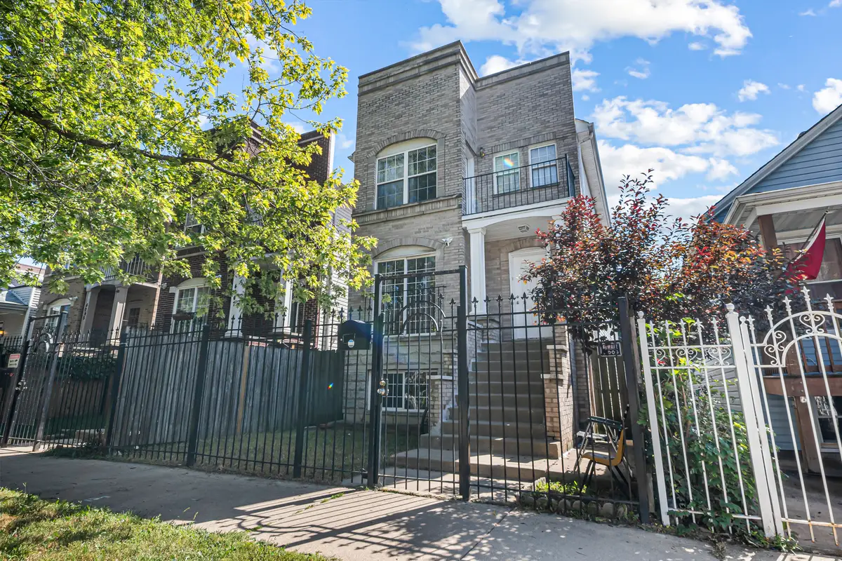 4049 W Crystal Street, Chicago, IL 60651 - Image #1