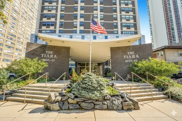 6147 N Sheridan Road #7A, Chicago, IL 60660