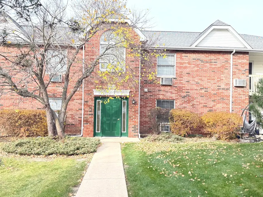 Address Withheld By Seller, Woodstock, IL 60098 - Image #2