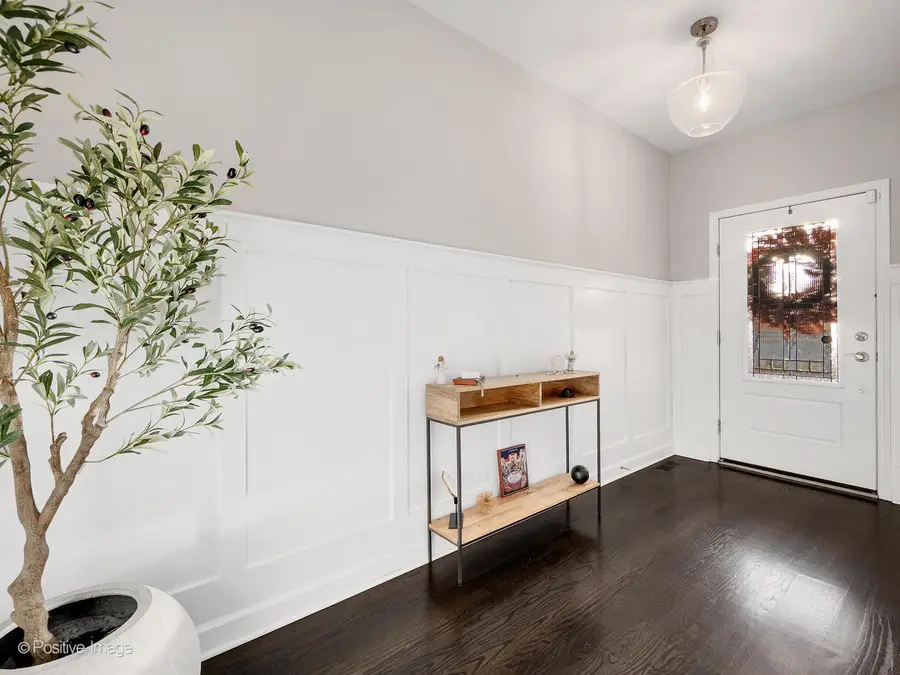 14277 Lacey Drive, Lemont, IL 60439 - Image #3