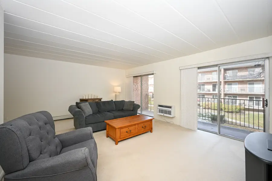 Address Withheld By Seller, Naperville, IL 60563 - Image #3