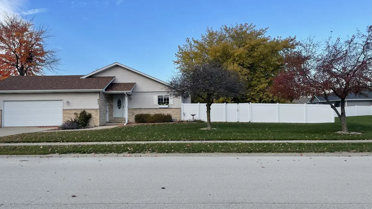 407 Raven Drive, Manteno, IL 60950 - Image #1