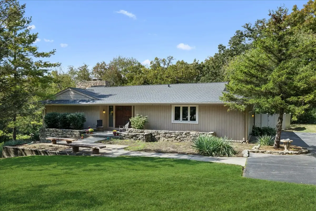 25146 N West Tower Drive, Tower Lakes, IL 60010 - Image #1