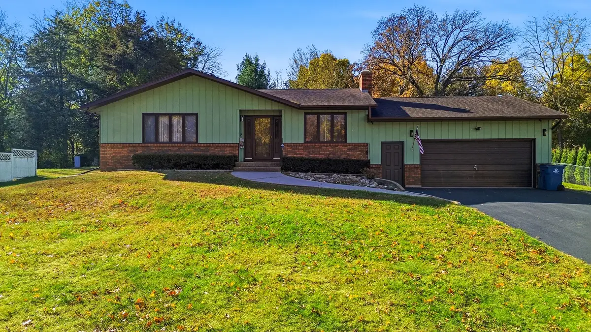 2235 Center Lane, Dixon, IL 61021 - Image #1