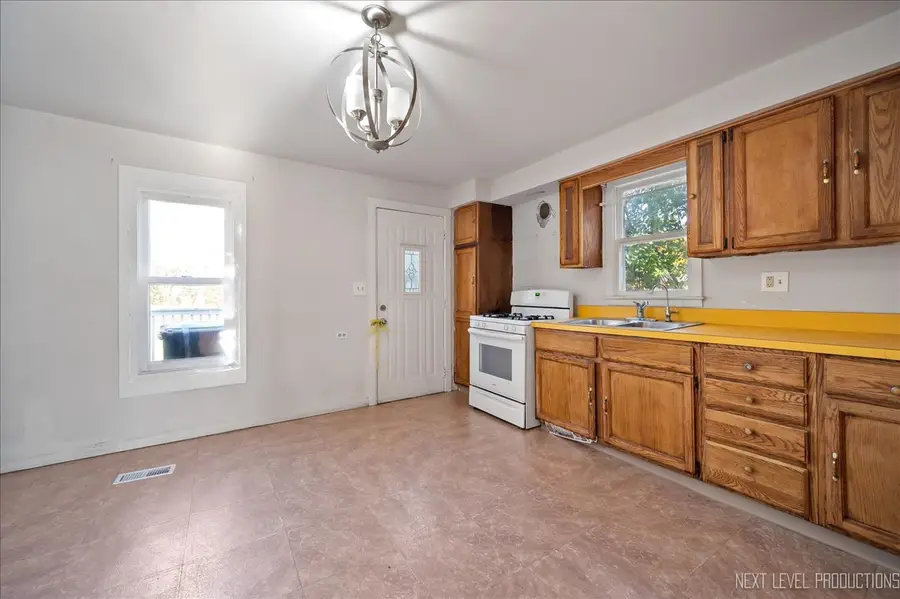 253 Church Street, West Chicago, IL 60185 - Image #3