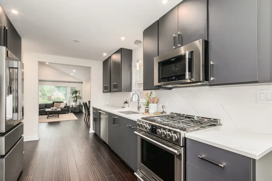 900 Rowe Avenue, Park Ridge, IL 60068 - Image #3