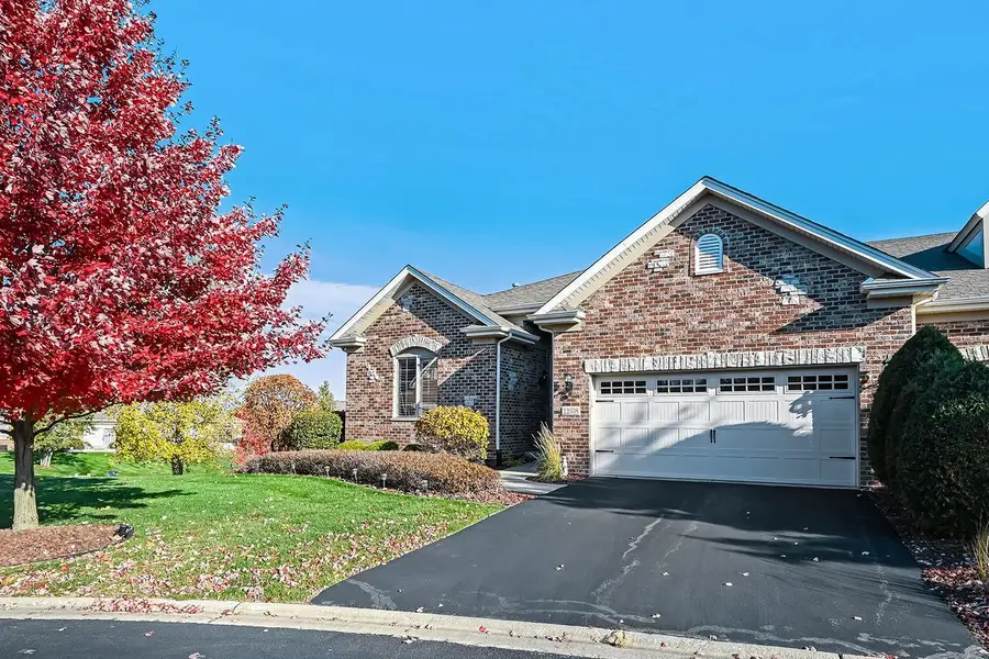 12508 W Whisper Creek Court, Mokena, IL 60448 - Image #2