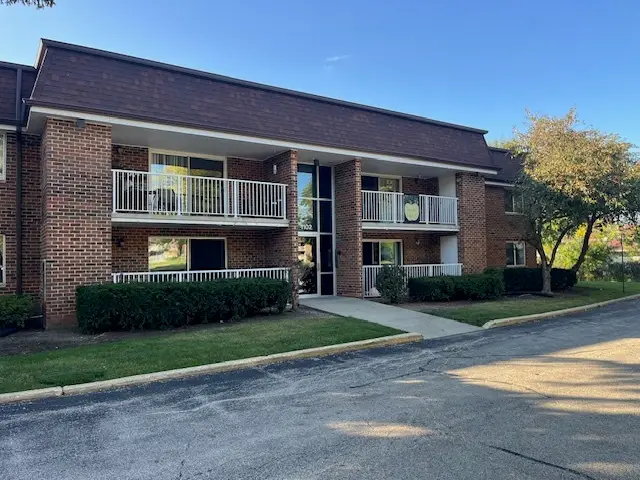 1102 Westover Lane #1-C, Schaumburg, IL 60193 - Image #2