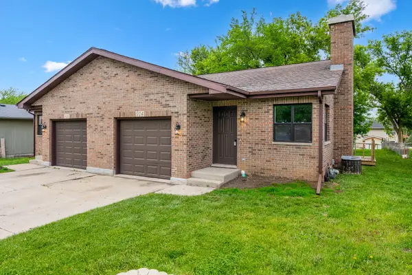 Address Withheld By Seller, Woodstock, IL 60098