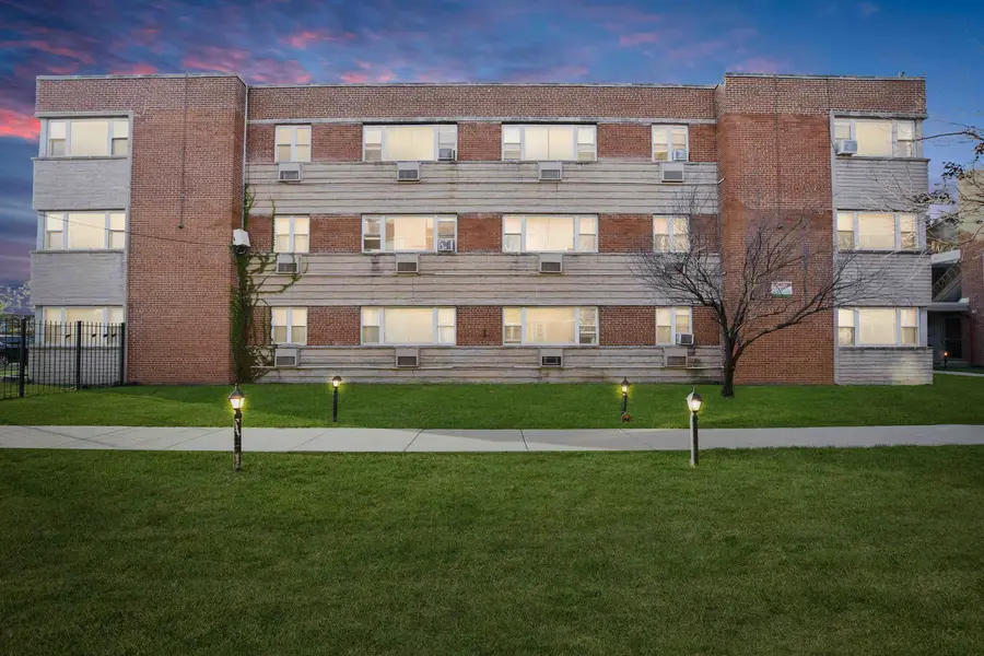 2405 W Balmoral Avenue #1A, Chicago, IL 60625 - Image #2