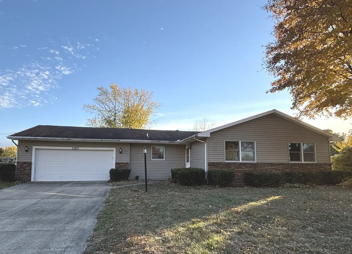 2109 Mallard Drive, Mahomet, IL 61853 - #1