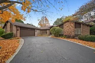 2130 Mallard Drive, Northbrook, IL 60062 - Image #2