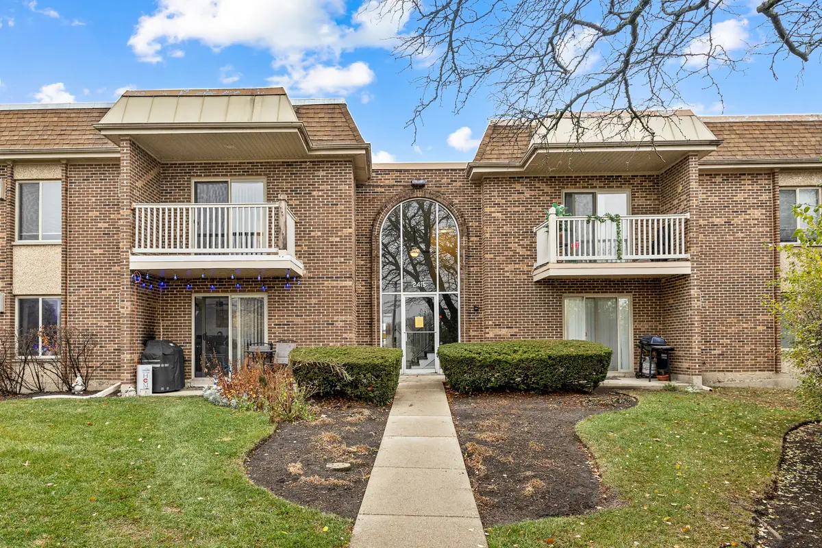 2415 N Kennicott Drive #1D, Arlington Heights, IL 60004 - #1