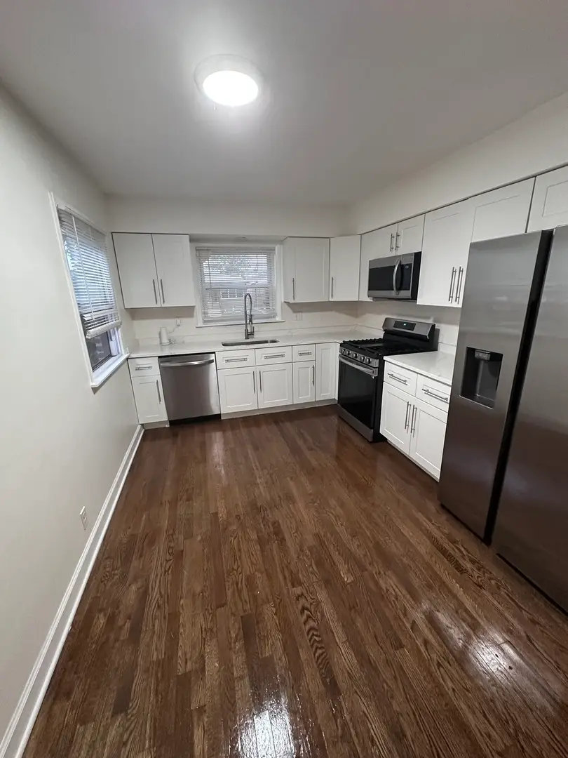 11339 S Avenue M Avenue, Chicago, IL 60617 - #2