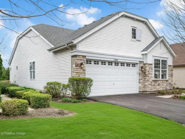 1842 Highbury Lane, Aurora, IL 60502