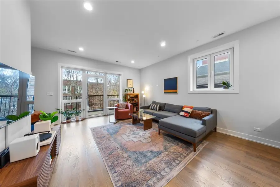 2150 W Foster Avenue #2, Chicago, IL 60625 - Image #3