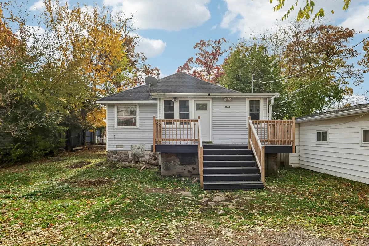 18631 W Main Street, Grayslake, IL 60030 - Image #1