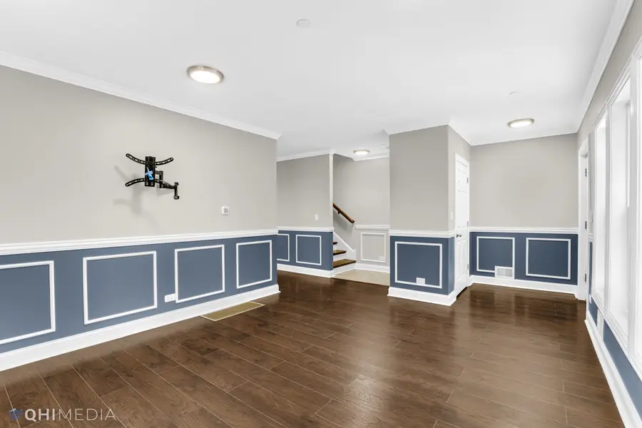 19 Augusta Street, Oak Park, IL 60302 - Image #2