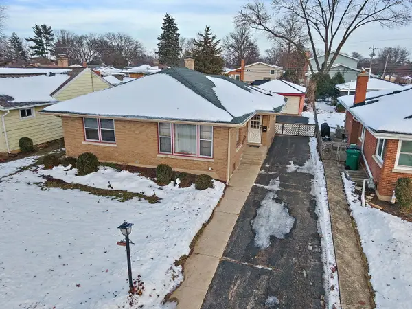 305 N Craig Place, Lombard, IL 60148