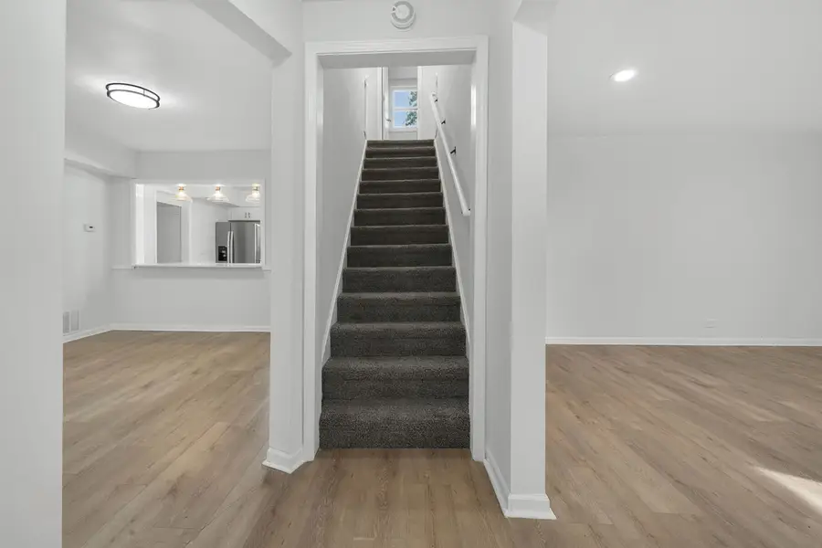 15823 S Saint Louis Avenue, Markham, IL 60428 - Image #2