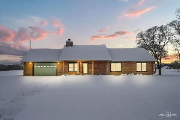 122 Belle Rive Drive, Millington, IL 60537